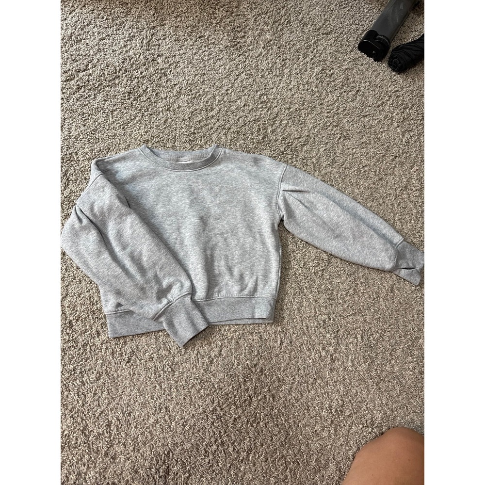 All In Motion Kids Gray Pleated Shoulder Sweatshirt Thumbholes Size M 8
